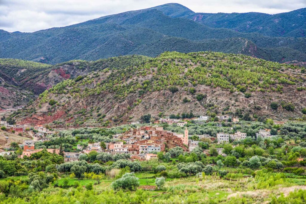 Excursion marrakech ourika - Nomad Morocco Holidays - Excursion marrakech ourika - Circuit Ourika Marrakech - maroc voyage - Visite des cascades Setti Fatma - Randonnée - visite Ourika vallée